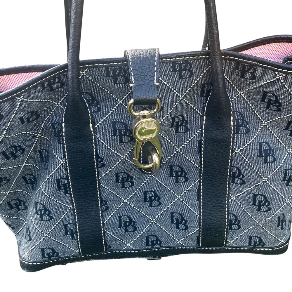 Dooney & Bourke Denim Logo Tote Pink Interior Gold Hardware Preppy Quiet Luxury - Picture 3 of 13